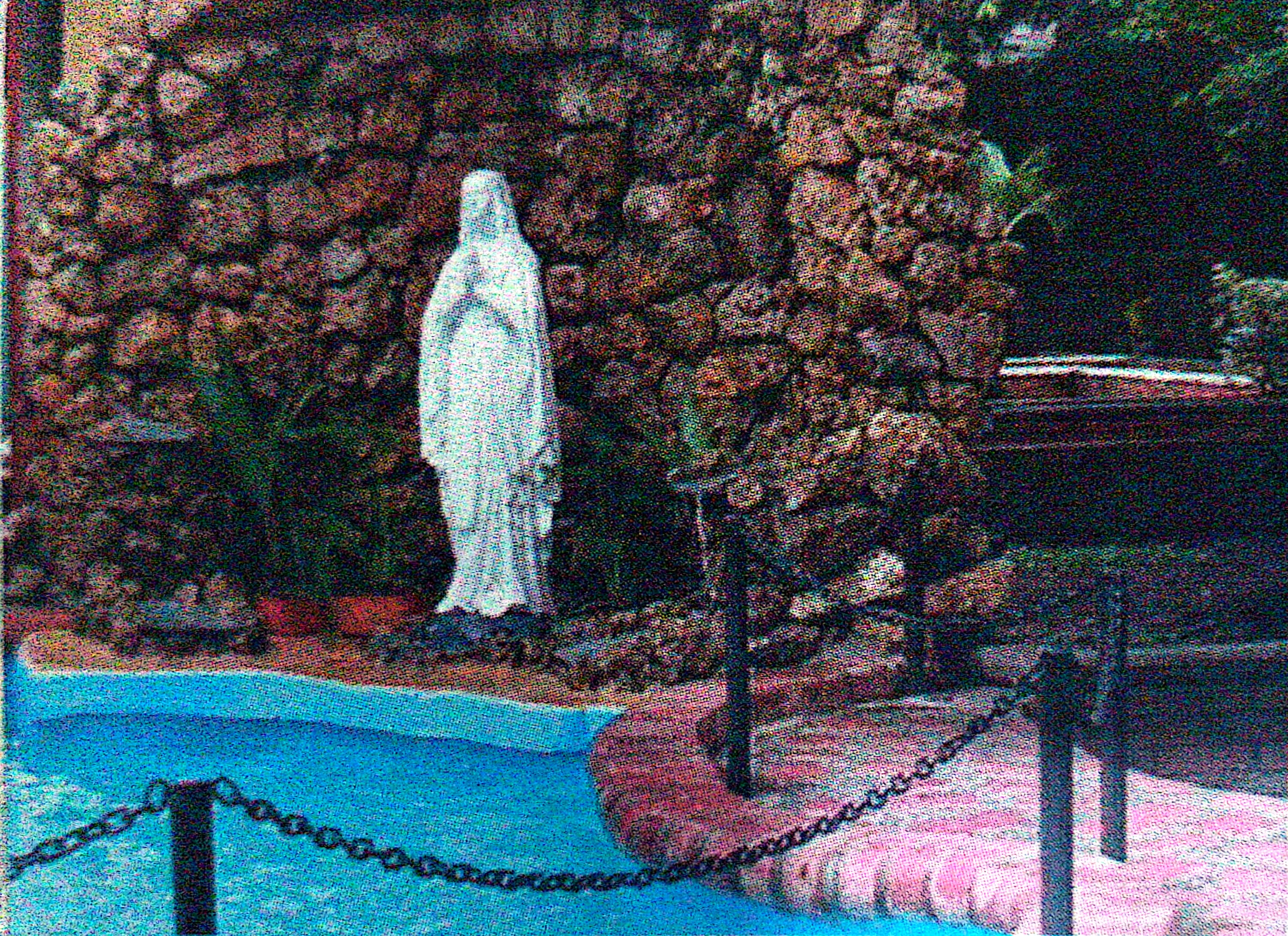 Fuente de la Virgen